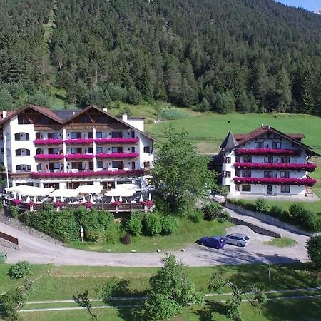 Linserhof Bed&Breakfast Imst Bagian luar foto