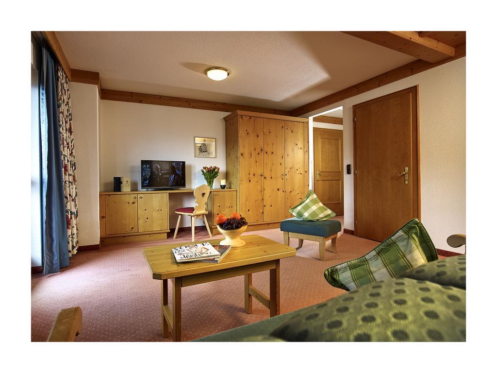 Linserhof Bed&Breakfast Imst Bagian luar foto
