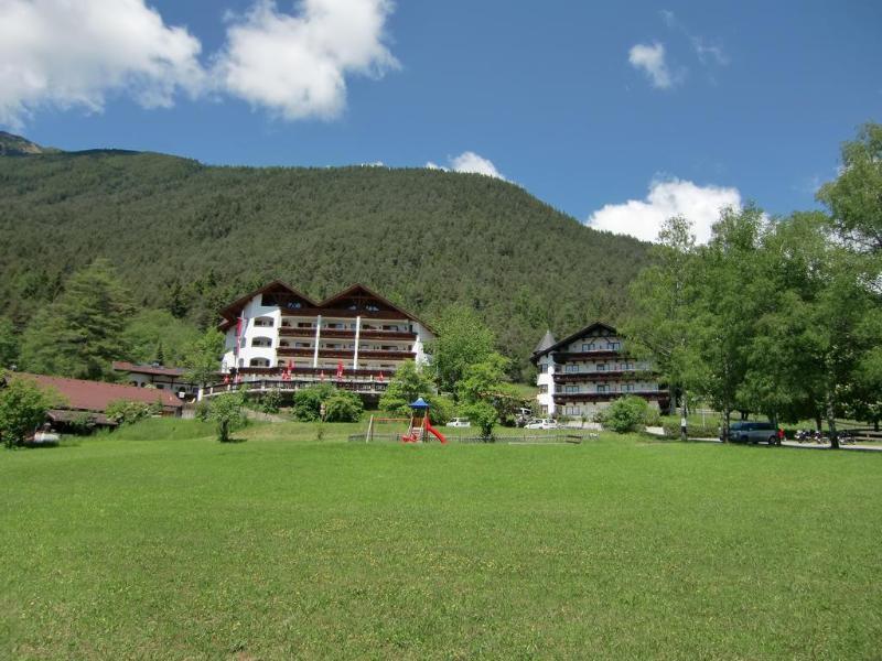 Linserhof Bed&Breakfast Imst Bagian luar foto